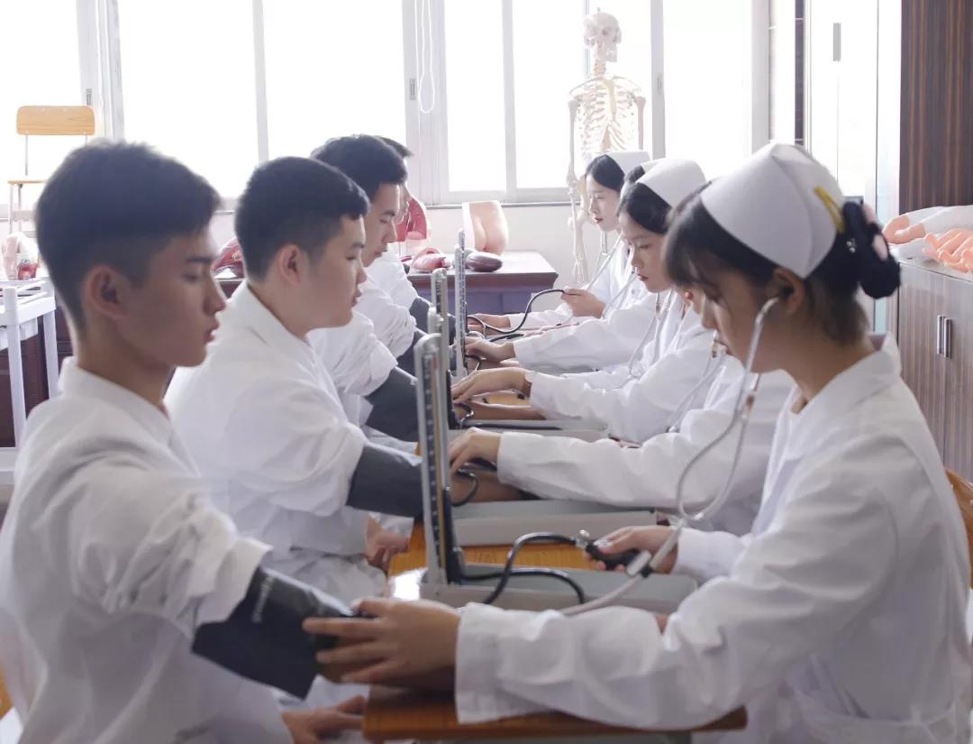 2024年广州护理专业（三年中级班）
